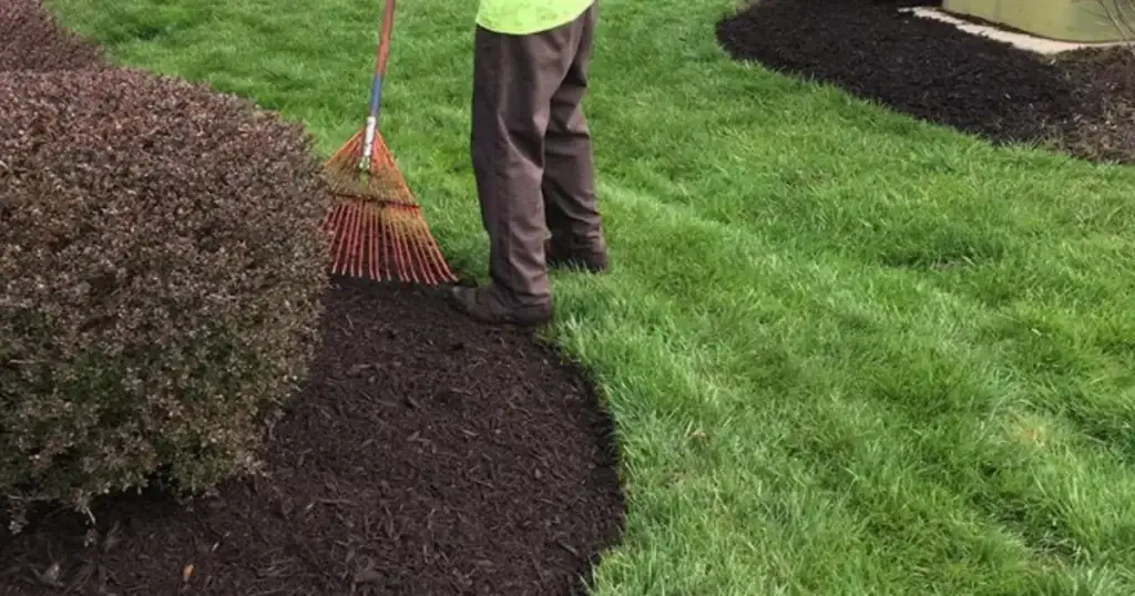 Mulch Installation in Broken Arrow example 7